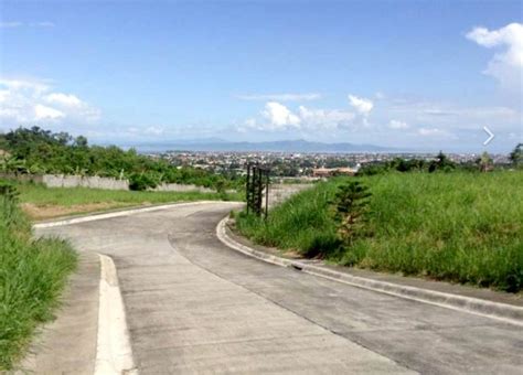 Lot south peak san pedro laguna .